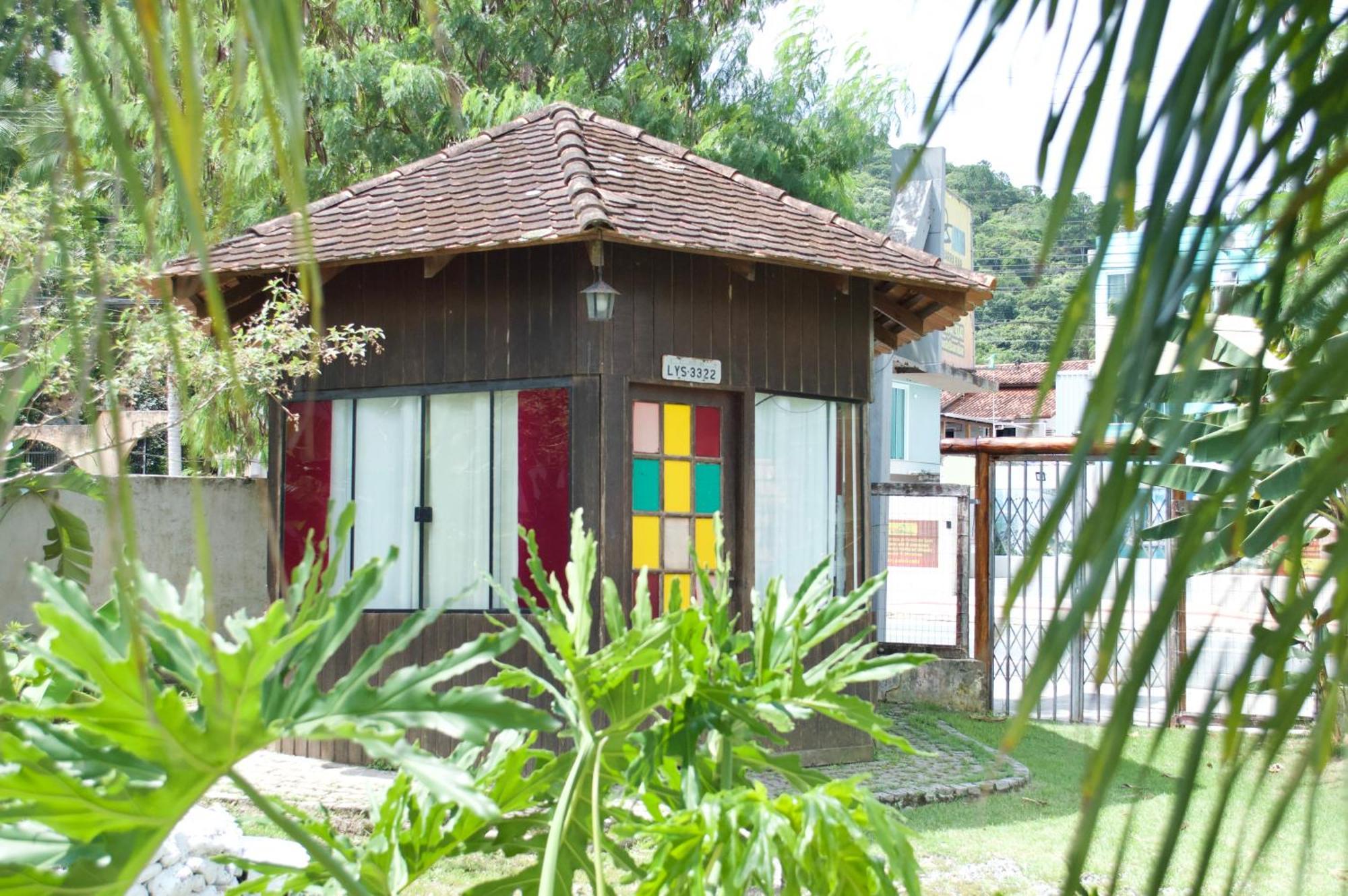 Hostel Barra Bar Balneário Camboriú Екстериор снимка